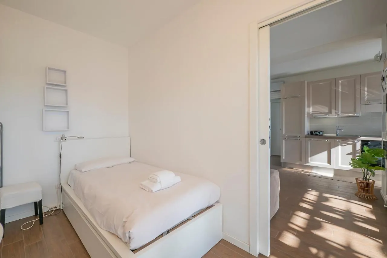 Luxury Apartment Near Linate Quintiliano 7 Milaan